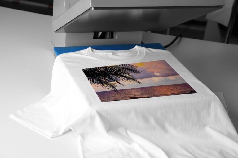 Customizing a t-shirt in the machine.