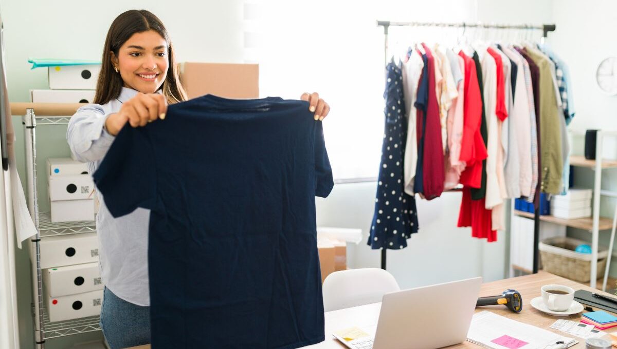 A lady found the best place to sell T-shirts Online, where she effortlessly launched her own T-shirt brand