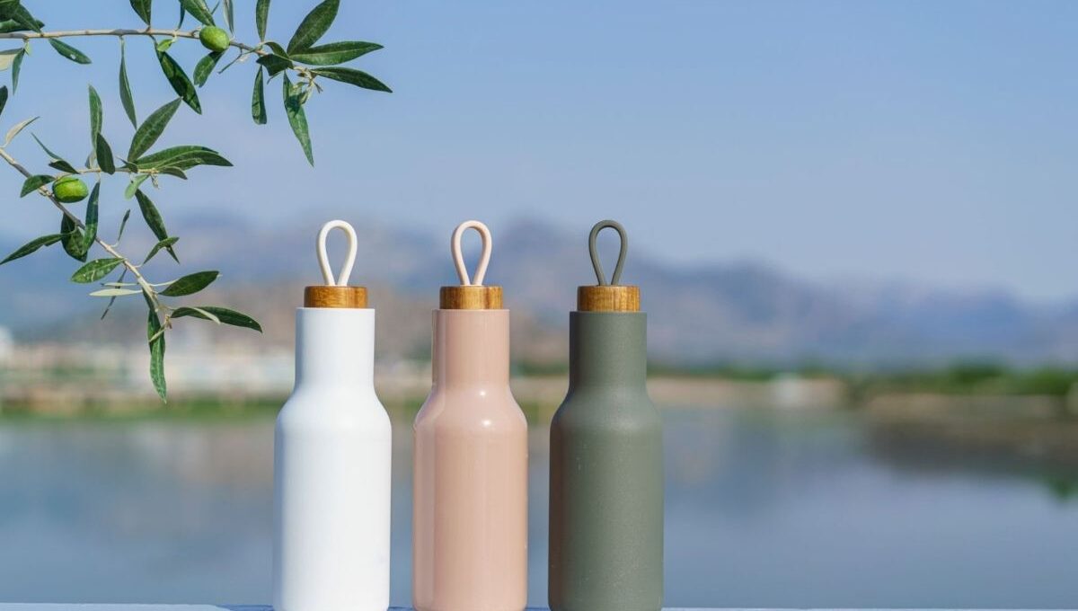 A collection of different eco stainless bottles placed together