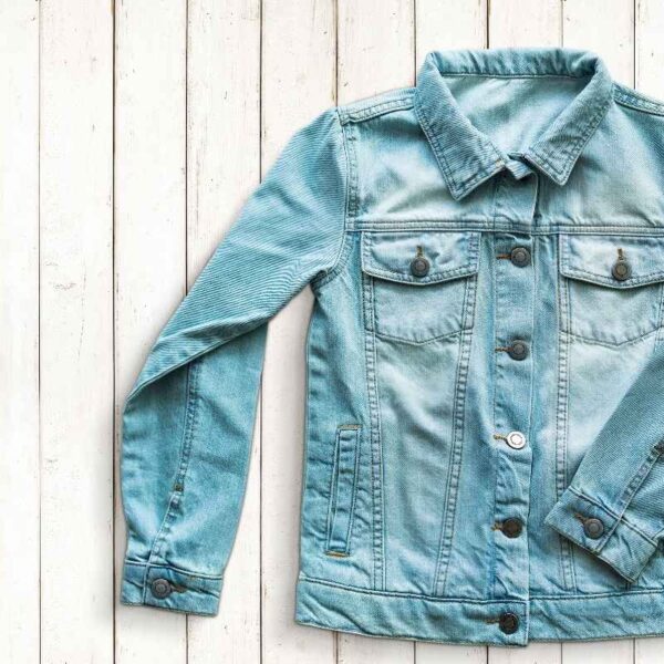 A men’s denim jacket from the mens-denim-jacket-guide is shown in the image