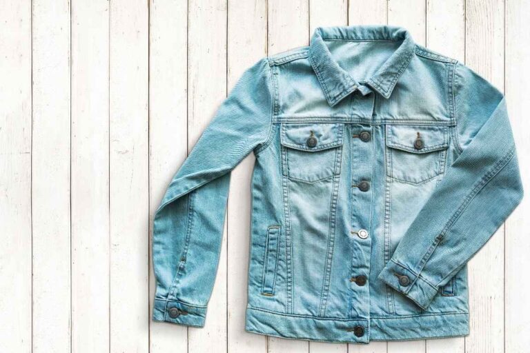 A men’s denim jacket from the mens-denim-jacket-guide is shown in the image